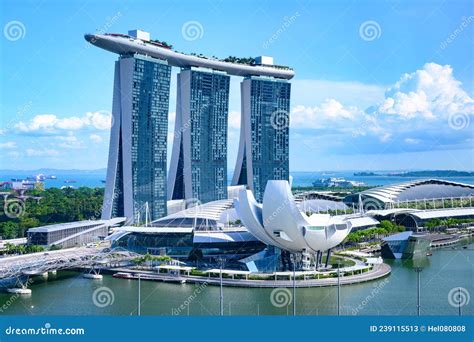 Marina Bay Sands Hotel Singapore Three Vertical Buildings Carry A