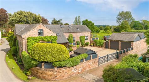 West Felton Oswestry Shropshire Sy11 4 Bed Barn Conversion For Sale