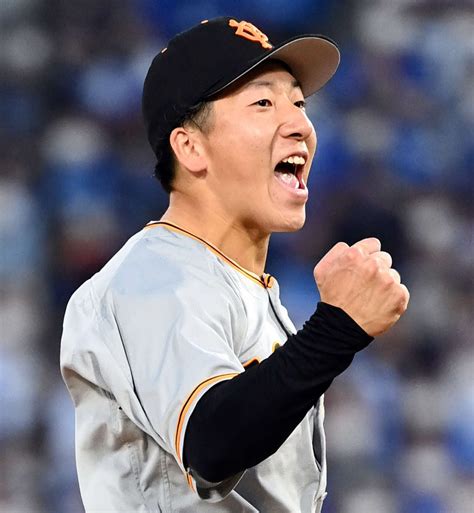 【巨人】大勢、ドラ1指名後に阪神ユニ着て甲子園観戦 兵庫出身「コテコテの阪神ファンです」 プロ野球写真ニュース 日刊スポーツ