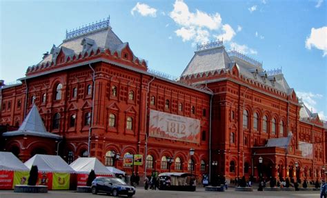 Pritam Rohila Travels: 2012, SEPTEMBER 8: RUSSIA, MOSCOW - MANEZHNAYA ...