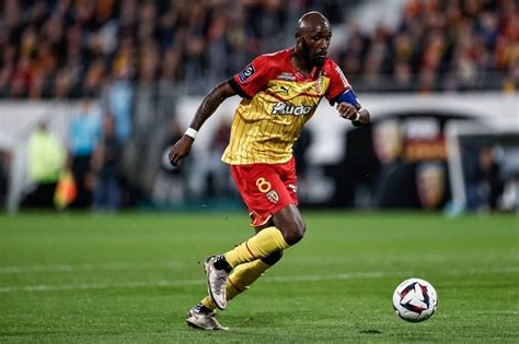 Mercato Fofana Quitte Lens Paris Envoie Deux Joueurs à Leipzig Les