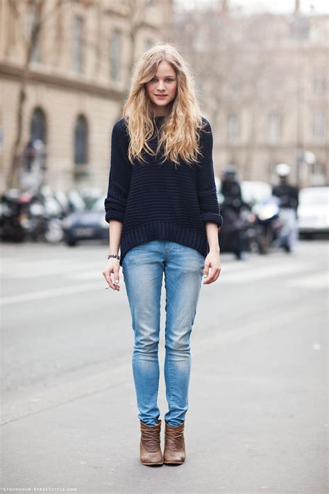 Branch And Root Fashion Classic Jeans Sweater Boots Long Pretty Hair