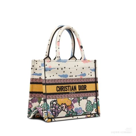 Pin di Moonnnnn 1712 su Phụ kiện Borse dior Borse Dior