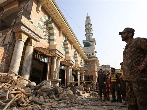 Le Bilan De Lattentat Au Pakistan Sélève à 100 Morts Challenges