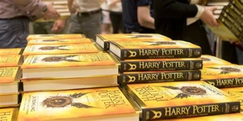 Nuevo libro de Harry Potter vende más de tres millones de copias El