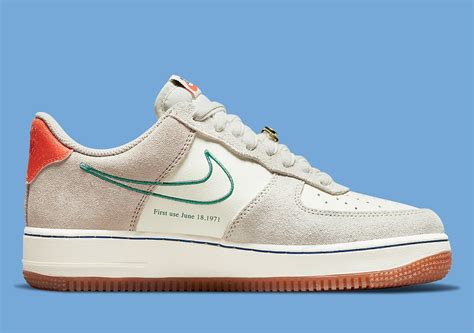 La Nike Air Force 1 Low First Use S Habille Du Coloris Sail Blue Pour