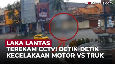 Terekam Cctv Kecelakaan Tragis Pengendara Motor Vs Truk Sampah Di