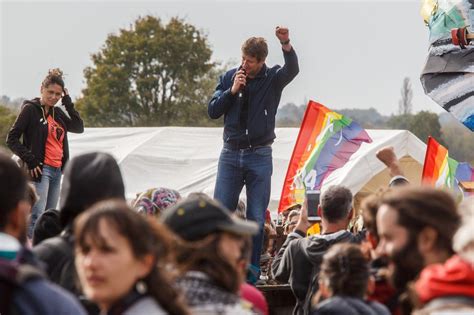 La Pr F Te Des Deux S Vres Pr Voit Dinterdire La Manifestation Anti