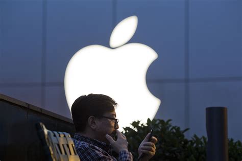 Apple Earnings What To Watch Wsj