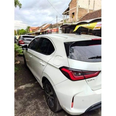 Mobil Honda City Rs 2021 Putih Seken Surat Lengkap Siap Pakai Di Malang