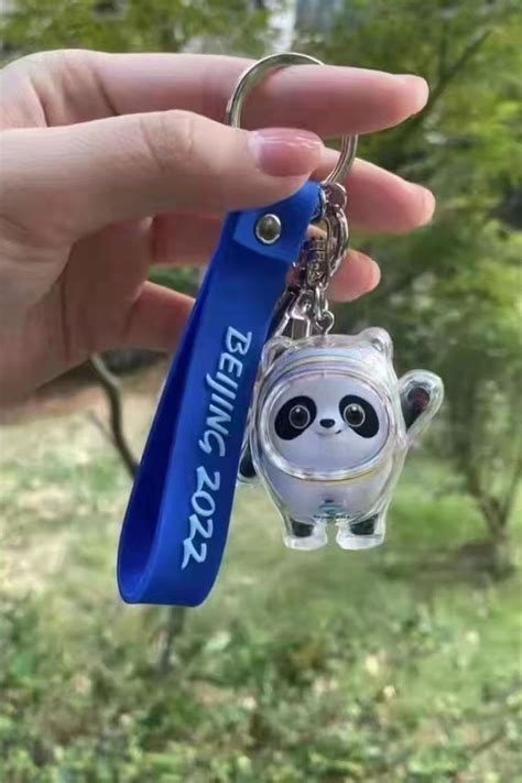 Bing Dwen Dwen Kechain 2022 In 2022 Beijing Olympics Olympics Keychain