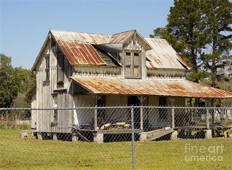Abandoned Old Cracker House Photograph By D Hackett Fine Art America