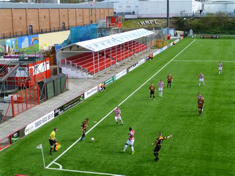 Extreme Football Tourism: SCOTLAND: Hamilton Academical FC