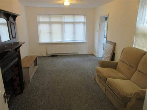 Cambridge Road Southend On Sea 4 Bed Semi Detached House £1 800 Pcm