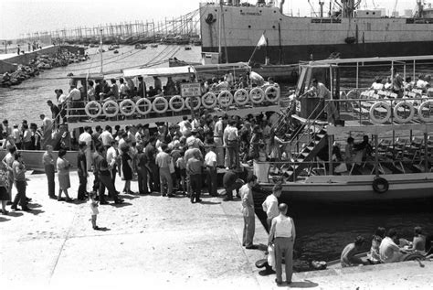 Golondrines Port De Barcelona Josep Barquet Ribatallada Ca 1960