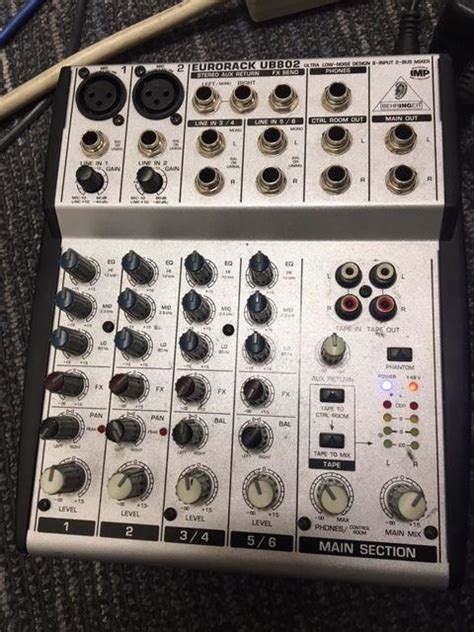 Behringer Eurorack Ub Ultra Low Noise Design Input Bus Mixer