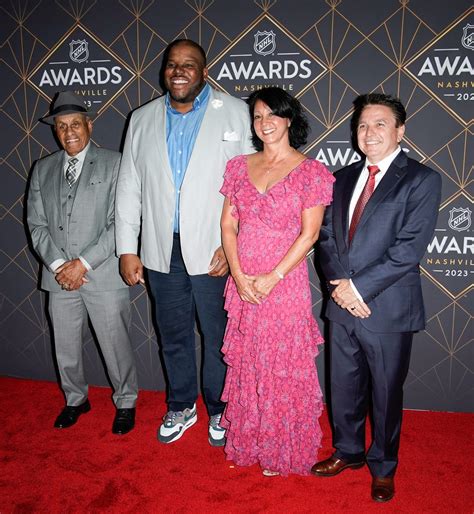 Photos: 2023 NHL Awards red carpet arrivals