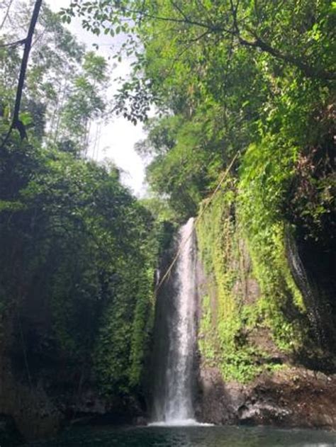 Curug Juneng Air Terjun Yang Memanjakan Mata Dengan Pemandangan