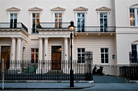 Royal Society Building Listed Houses On Carlton House Terrace London