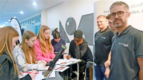 Bildungsmesse In Dornstetten Arbeitgeber Stellen Sich Sch Lern Vor