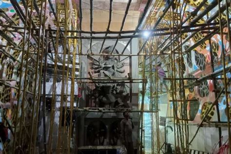 Kumartuli Sarbojanin Durga Puja Kumartuli Sarbojanin Puja Pandal