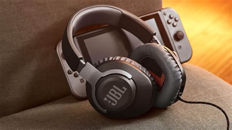 This Wired Gaming Headset Produces Realistic Sound