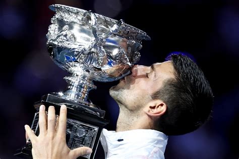 Tennis Novak Djokovic remporte son dixième Open d Australie