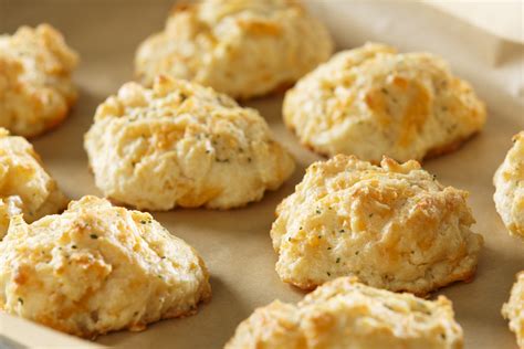 Easy Whole Wheat Cheese Biscuits - Food Gardening Network