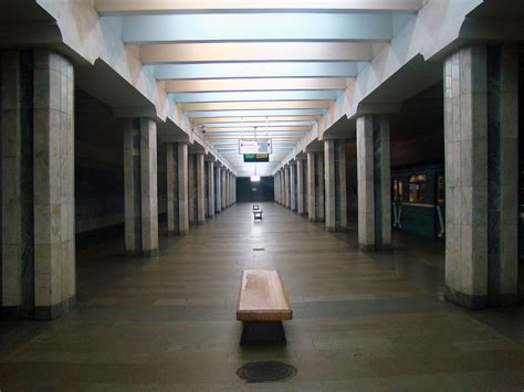 Kostenlose foto : die Architektur, Holz, Innere, Gebäude, Tunnel, Metro ...