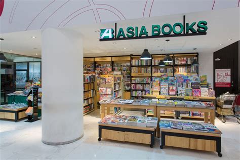 Asia Books ร้านหนังสือชั้นนำ ศูนย์รวมความรู้จากทั่วโลก ที่ Emquartier