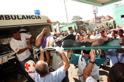 Honduras Cuatro Muertos Deja Volcamiento De Bus