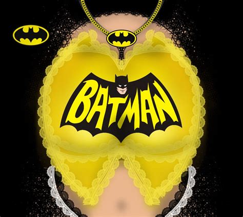 Batman Girl Tshirt With Batman Necklace 🦇🦸‍♂️ 2 Estilo Pop Punk Diseño De Camiseta Gratis