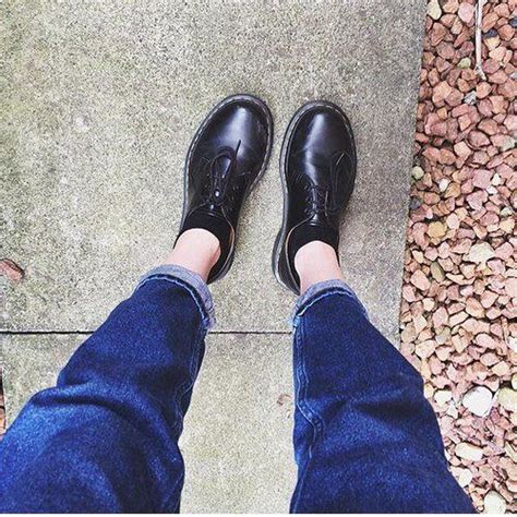 Pin By Michael Lotter On Fashion Black Happy Saturday Dr Martens