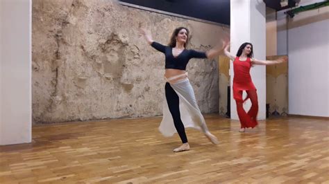 Cours de danse orientale à Paris avec Taly Hanafy Niveau avancé