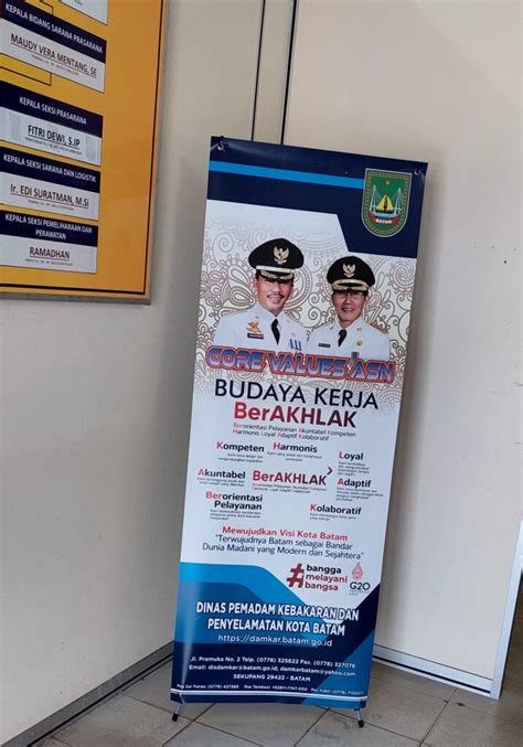 Roller Banner Berakhlak Dinas Pemadam Kebakaran Dan Penyelamatan Kota