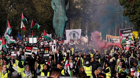 De Participanti La Marsul Pro Palestinian Din Londra Ciocniri