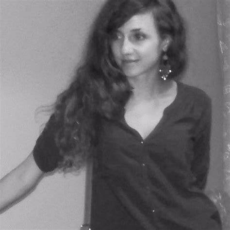 Stream Aleksandra De music | Listen to songs, albums, playlists for ...