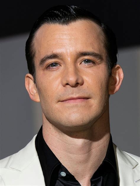 Luke Thompson Actor