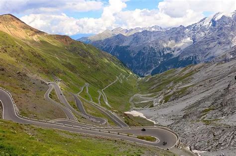 21 Incredibly Scenic Drives And Most Beautiful Roads In The World