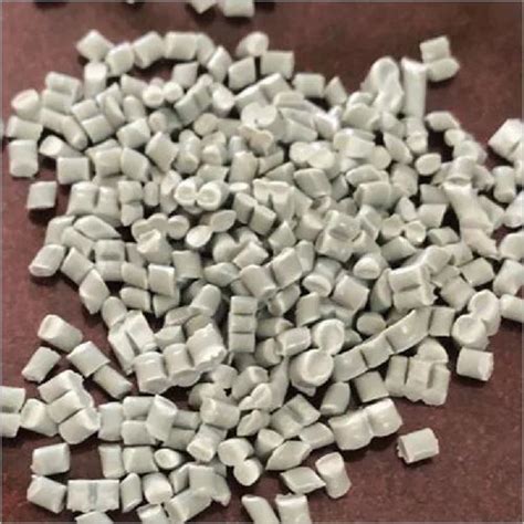 Grey Industrial Polycarbonate White Granules Packaging Type Bag