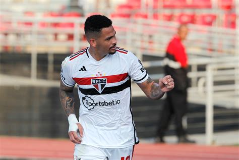 Fortaleza X São Paulo Informações E Prováveis Escalações Do Duelo Pelo