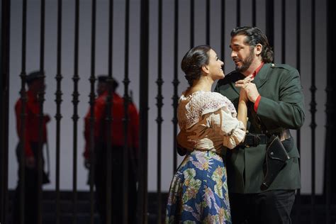 Canadian Opera Company Carmen A "fine ensemble cast" | Opera Canada