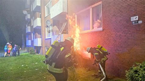 Nach Feuer Im Warfenweg Polizei Ermittelt Wieder Wegen Brandstiftung