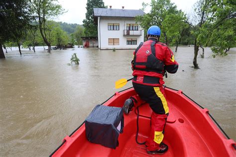 FOTO Strah tuga i jad Ovo su razmjeri štete koja je u Hrvatskoj dosad