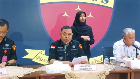 BREAKING NEWS Kejagung Tetapkan Tom Lembong Sebagai Tersangka Kasus