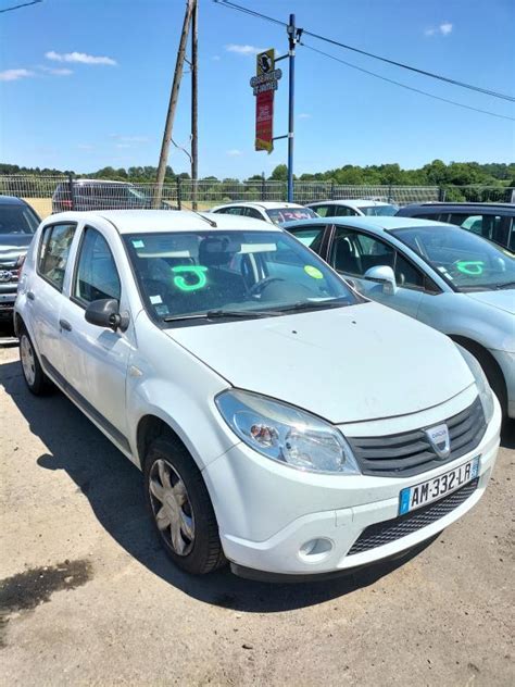 Calandre Dacia Sandero Essence Gpl Occasion Opisto