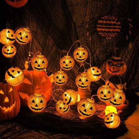 You Can Get Jack-O-Lantern String Lights For A More Traditional Look ...