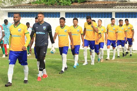 Série A2 do PE Centro Limoeirense goleia Jaguar e Ipojuca vence