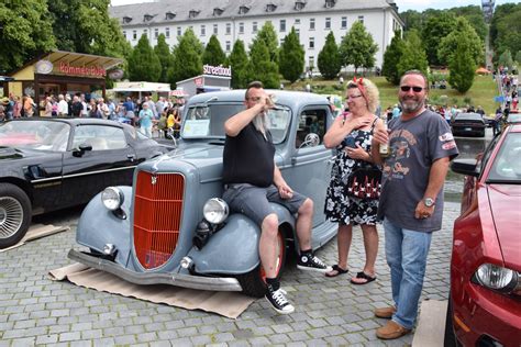 Tausende Besucher Beim Us Car Und Harley Festival Route 46 Im