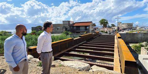 Waterfront Di Reggio Posizionato Il Ponte Tra La Pineta Zerbi E Il